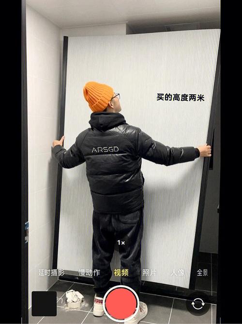 小戶型衛生間巧用隱形淋浴隔斷，輕松省下千元空間與預算